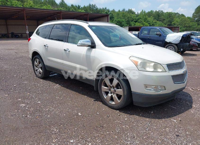 2011 Chevrolet Traverse LTZ (VIN 1GNKRLED1BJ224832) main photo