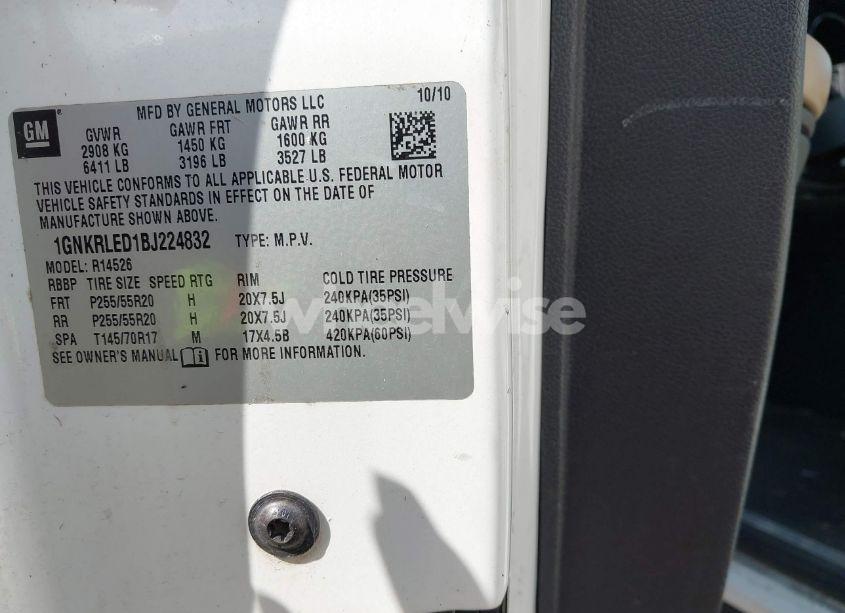 Photo 9 of 2011 Chevrolet Traverse LTZ (VIN 1GNKRLED1BJ224832)