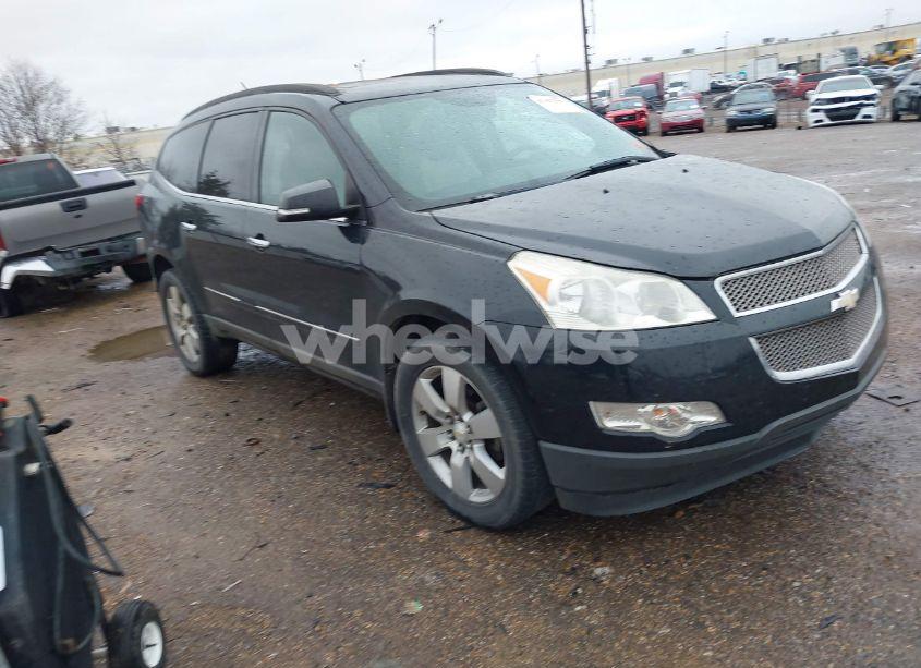 2011 Chevrolet Traverse LTZ (VIN 1GNKRLED1BJ342217) main photo