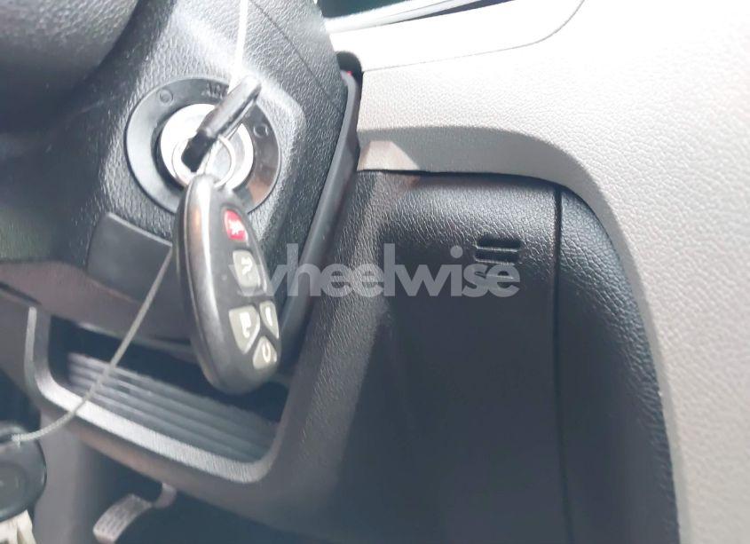 Photo 10 of 2011 Chevrolet Traverse LTZ (VIN 1GNKRLED1BJ342217)