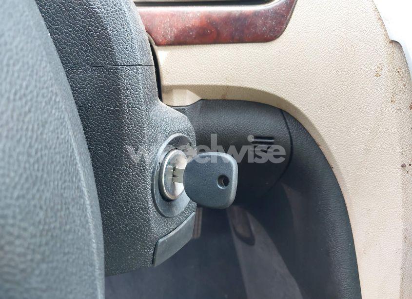 Photo 11 of 2012 Chevrolet Traverse LTZ (VIN 1GNKRLED1CJ250283)