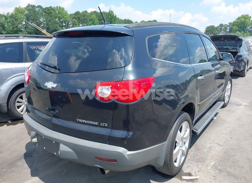 Photo 4 of 2012 Chevrolet Traverse LTZ (VIN 1GNKRLED1CJ250283)