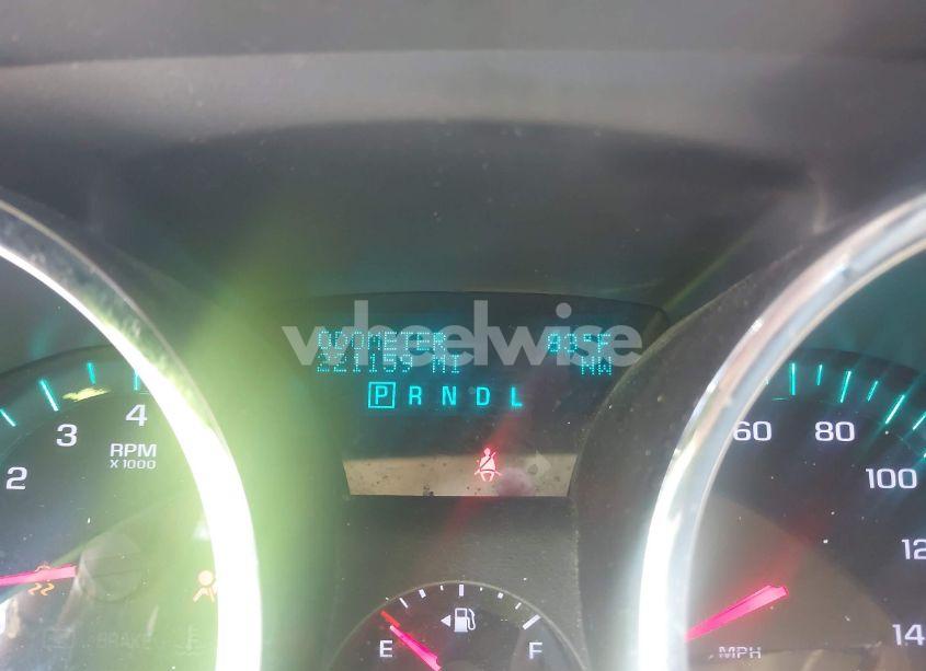 Photo 15 of 2011 Chevrolet Traverse LTZ (VIN 1GNKRLED2BJ136520)