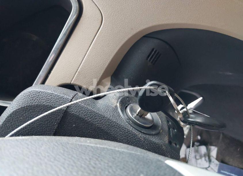 Photo 11 of 2011 Chevrolet Traverse LTZ (VIN 1GNKRLED4BJ196105)