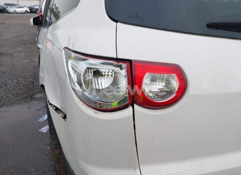 Photo 15 of 2011 Chevrolet Traverse LTZ (VIN 1GNKRLED4BJ196105)