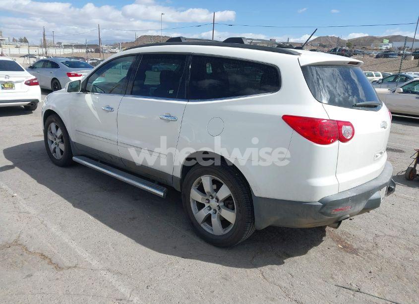 Photo 3 of 2012 Chevrolet Traverse LTZ (VIN 1GNKRLED4CJ143387)