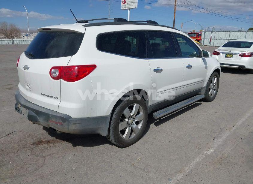 Photo 4 of 2012 Chevrolet Traverse LTZ (VIN 1GNKRLED4CJ143387)