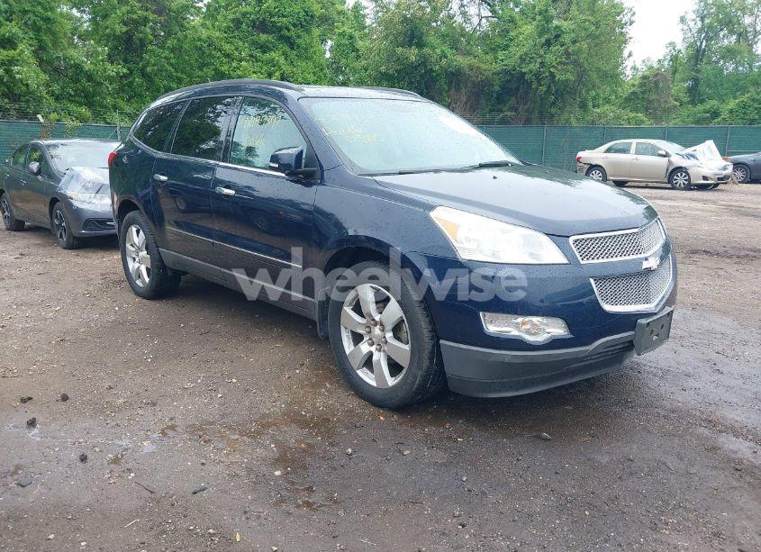 2011 Chevrolet Traverse LTZ (VIN 1GNKRLED5BJ216605) main photo