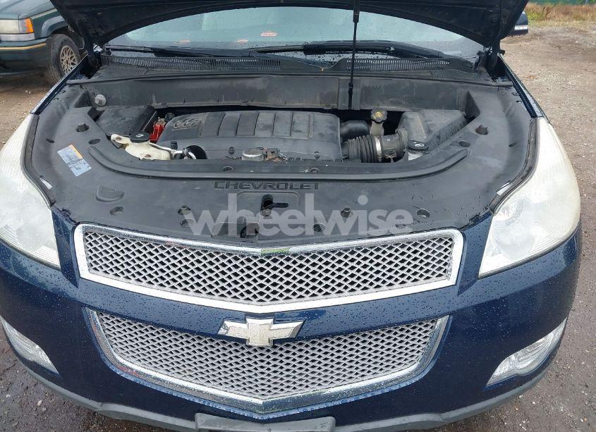 Photo 10 of 2011 Chevrolet Traverse LTZ (VIN 1GNKRLED5BJ216605)