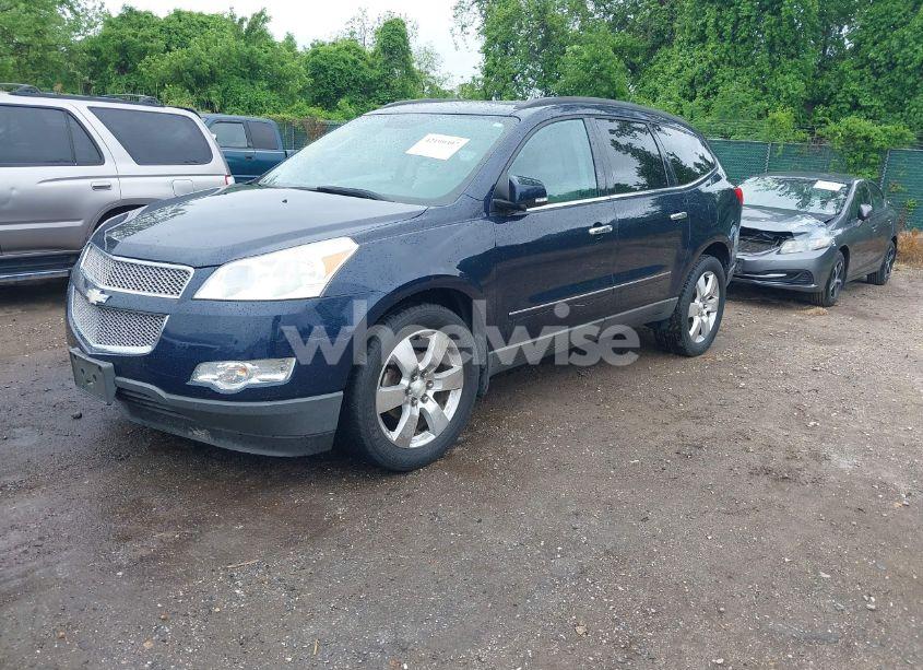 Photo 2 of 2011 Chevrolet Traverse LTZ (VIN 1GNKRLED5BJ216605)
