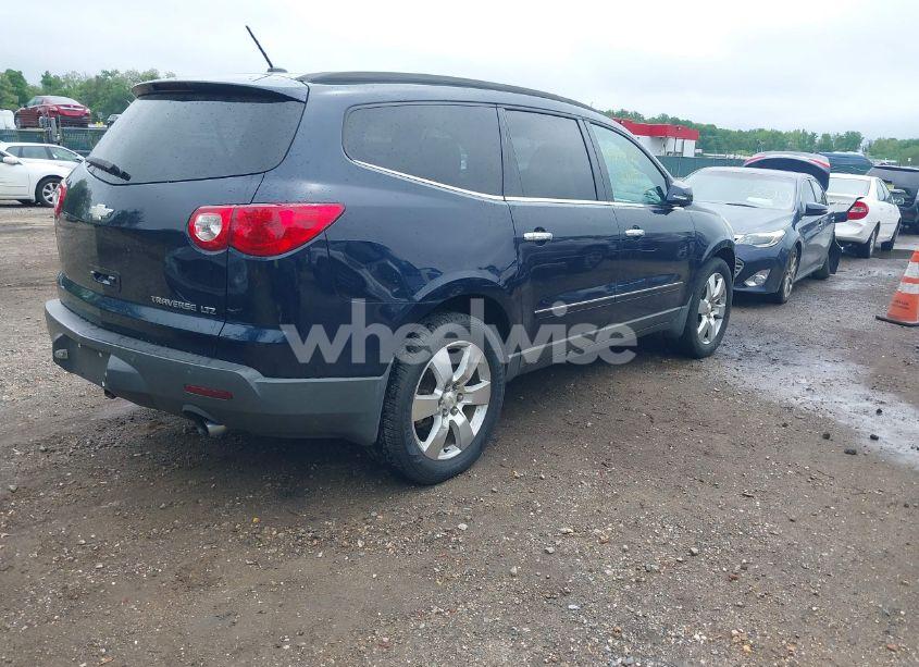 Photo 4 of 2011 Chevrolet Traverse LTZ (VIN 1GNKRLED5BJ216605)