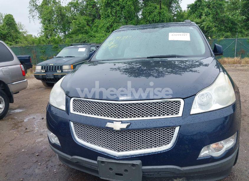 Photo 6 of 2011 Chevrolet Traverse LTZ (VIN 1GNKRLED5BJ216605)