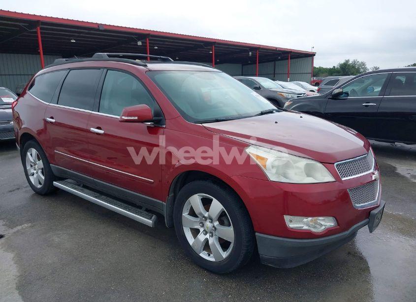 2011 Chevrolet Traverse LTZ (VIN 1GNKRLED6BJ142238) main photo
