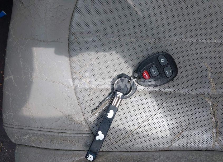 Photo 11 of 2011 Chevrolet Traverse LTZ (VIN 1GNKRLED6BJ142238)