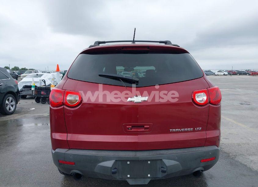Photo 16 of 2011 Chevrolet Traverse LTZ (VIN 1GNKRLED6BJ142238)