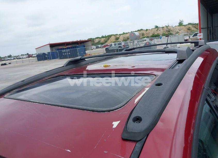 Photo 17 of 2011 Chevrolet Traverse LTZ (VIN 1GNKRLED6BJ142238)