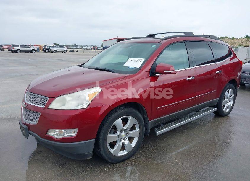 Photo 2 of 2011 Chevrolet Traverse LTZ (VIN 1GNKRLED6BJ142238)