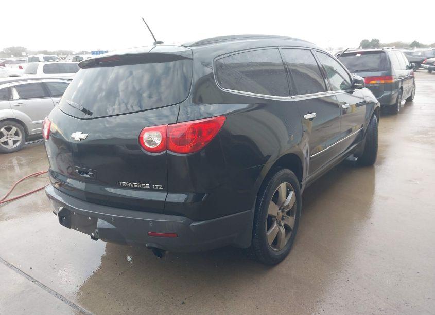 Photo 4 of 2011 Chevrolet Traverse LTZ (VIN 1GNKRLED6BJ331164)