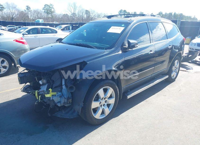 Photo 2 of 2011 Chevrolet Traverse LTZ (VIN 1GNKRLED6BJ385077)