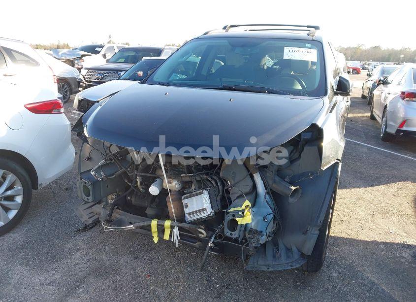 Photo 6 of 2011 Chevrolet Traverse LTZ (VIN 1GNKRLED6BJ385077)