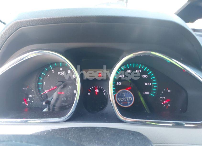 Photo 7 of 2011 Chevrolet Traverse LTZ (VIN 1GNKRLED6BJ385077)