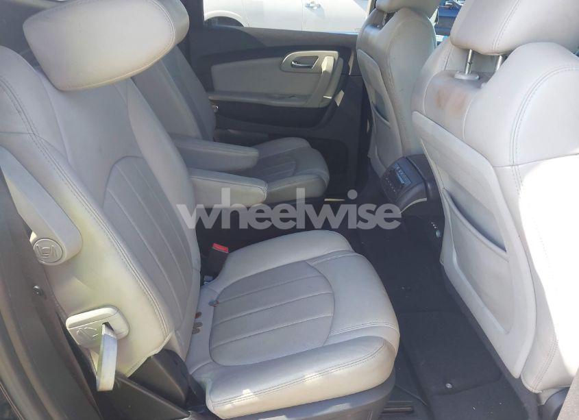 Photo 8 of 2011 Chevrolet Traverse LTZ (VIN 1GNKRLED6BJ385077)