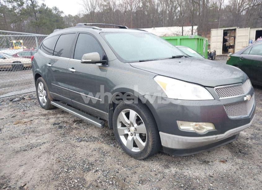 2011 Chevrolet Traverse LTZ (VIN 1GNKRLED7BJ340598) main photo