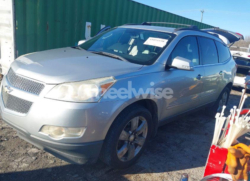 Photo 2 of 2012 Chevrolet Traverse LTZ (VIN 1GNKRLED7CJ113669)