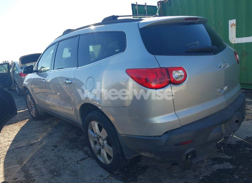 Photo 3 of 2012 Chevrolet Traverse LTZ (VIN 1GNKRLED7CJ113669)
