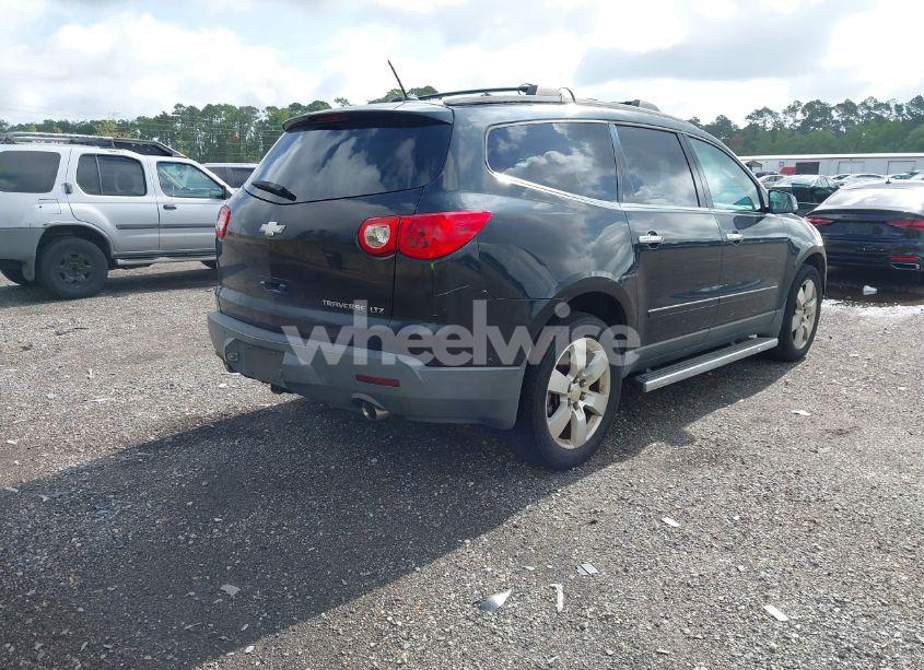 Photo 4 of 2012 Chevrolet Traverse LTZ (VIN 1GNKRLED7CJ161429)