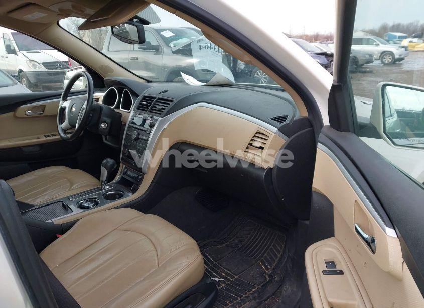 Photo 5 of 2012 Chevrolet Traverse LTZ (VIN 1GNKRLED8CJ373899)