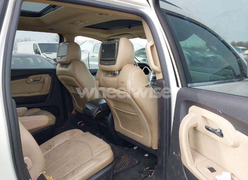 Photo 8 of 2012 Chevrolet Traverse LTZ (VIN 1GNKRLED8CJ373899)