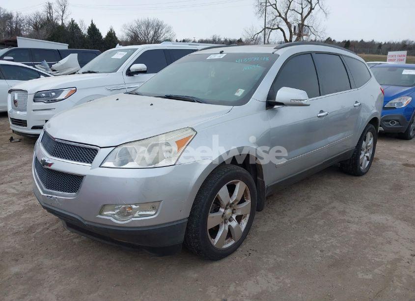 Photo 2 of 2012 Chevrolet Traverse LTZ (VIN 1GNKRLED9CJ328258)
