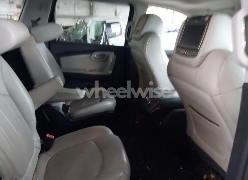 Photo 8 of 2012 Chevrolet Traverse LTZ (VIN 1GNKRLED9CJ373782)