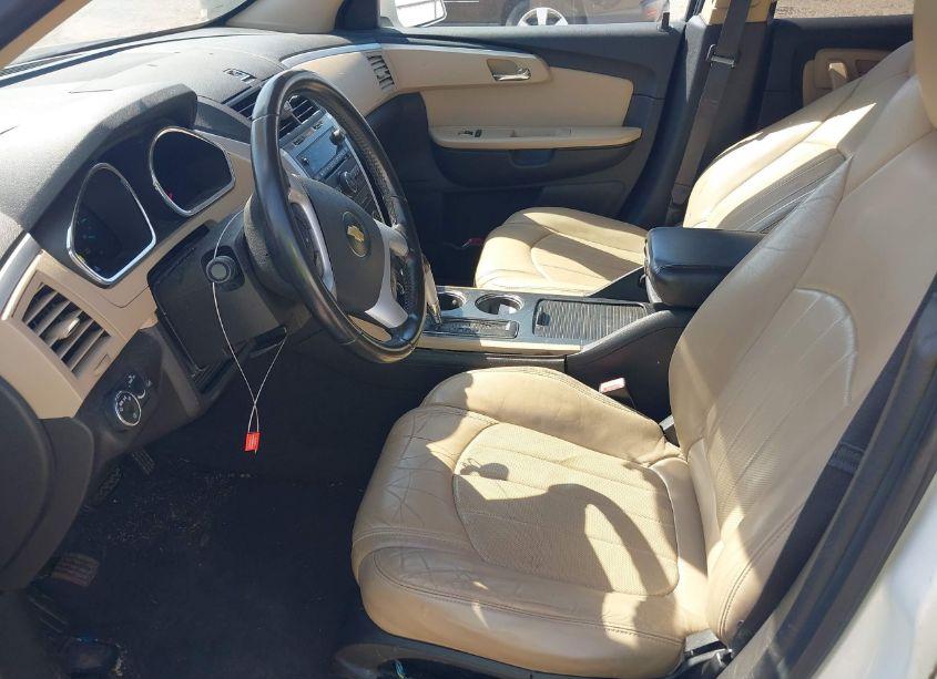 Photo 14 of 2012 Chevrolet Traverse LTZ (VIN 1GNKRLEDXCJ198376)