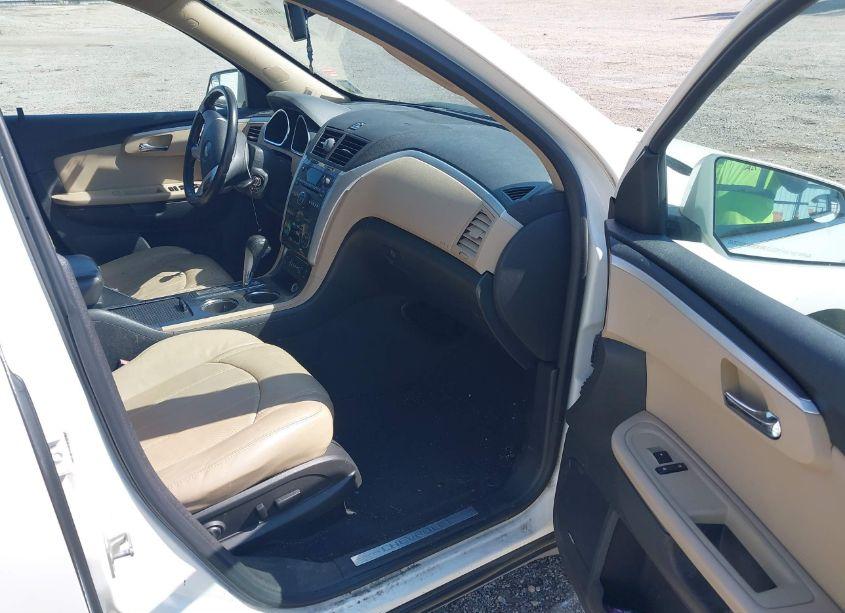 Photo 5 of 2012 Chevrolet Traverse LTZ (VIN 1GNKRLEDXCJ198376)