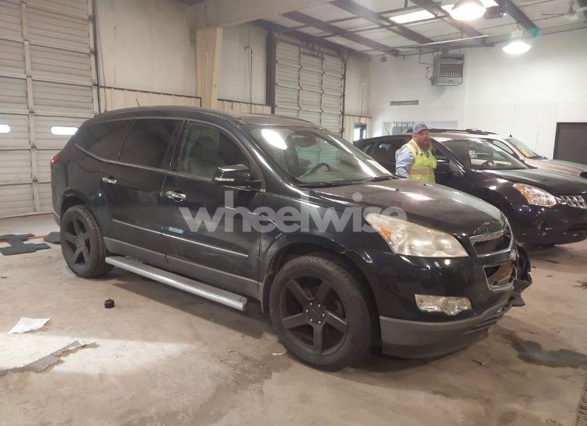 2012 Chevrolet Traverse LTZ (VIN 1GNKRLEDXCJ388520) main photo