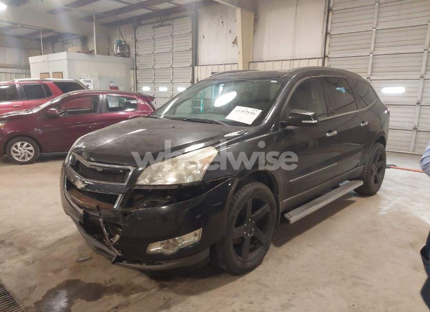 Photo 2 of 2012 Chevrolet Traverse LTZ (VIN 1GNKRLEDXCJ388520)