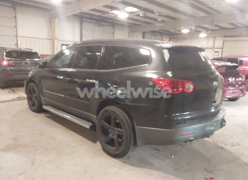 Photo 3 of 2012 Chevrolet Traverse LTZ (VIN 1GNKRLEDXCJ388520)