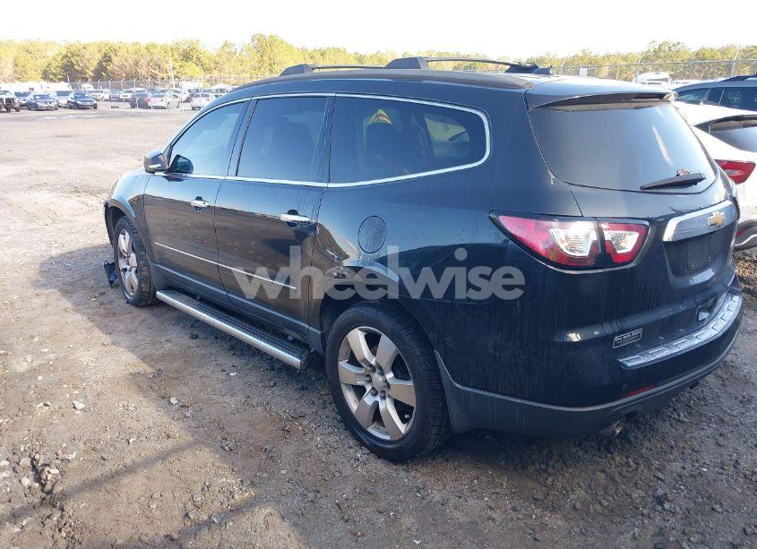 Photo 3 of 2013 Chevrolet Traverse LTZ (VIN 1GNKRLKD3DJ140695)