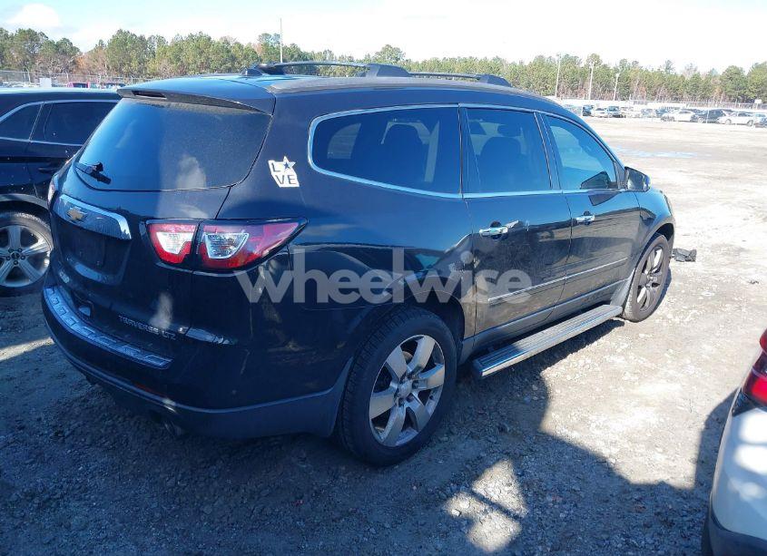 Photo 4 of 2013 Chevrolet Traverse LTZ (VIN 1GNKRLKD3DJ140695)