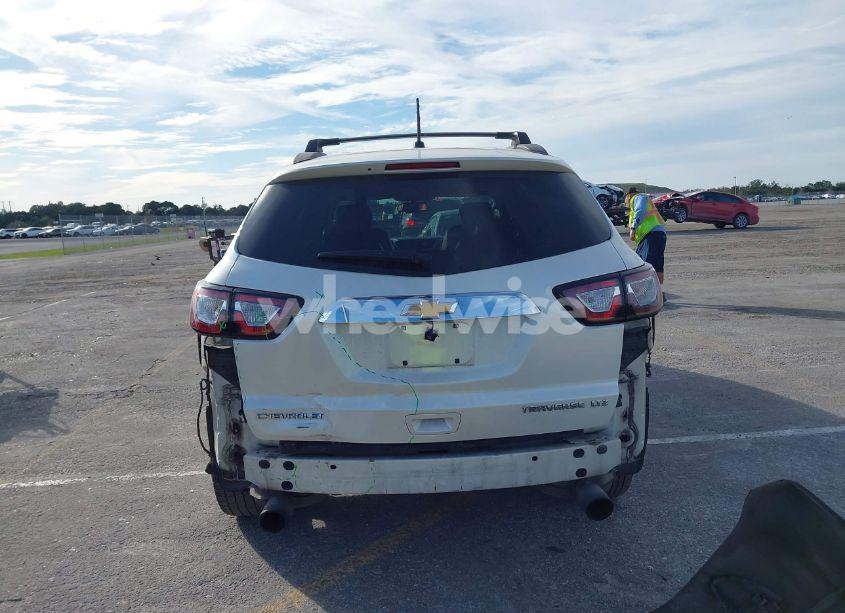 Photo 17 of 2013 Chevrolet Traverse LTZ (VIN 1GNKRLKD8DJ108373)