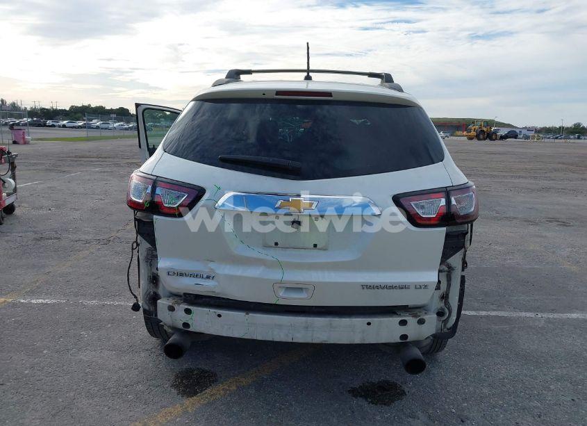 Photo 6 of 2013 Chevrolet Traverse LTZ (VIN 1GNKRLKD8DJ108373)