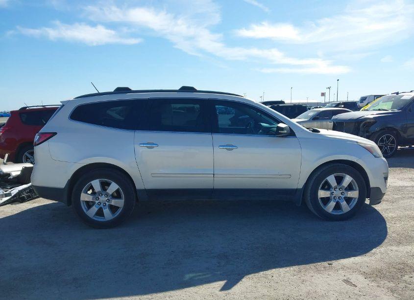 Photo 13 of 2013 Chevrolet Traverse LTZ (VIN 1GNKRLKD9DJ250537)