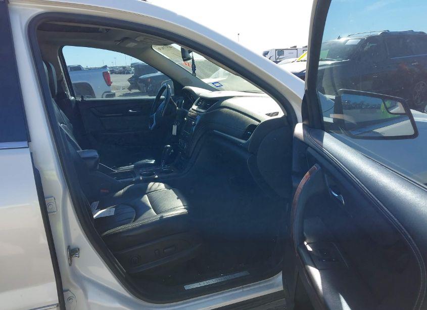 Photo 5 of 2013 Chevrolet Traverse LTZ (VIN 1GNKRLKD9DJ250537)