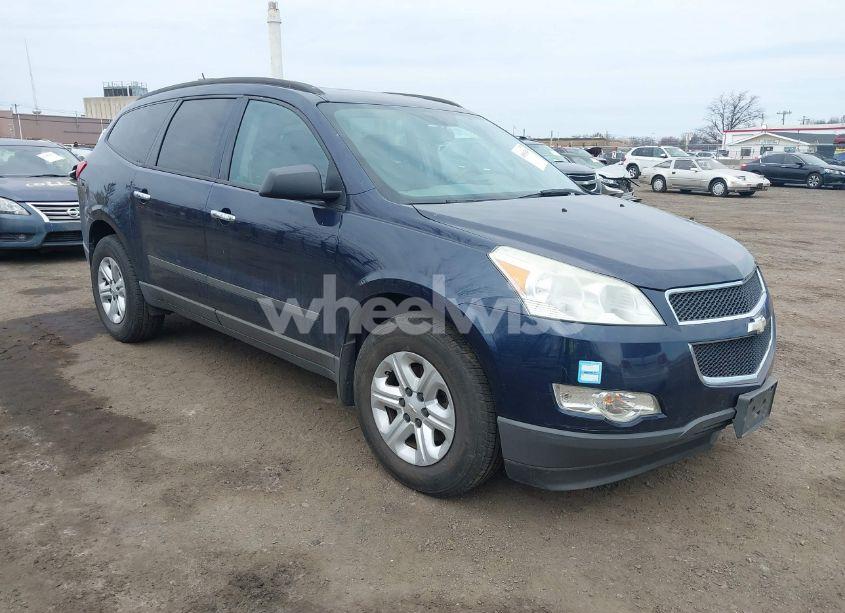 2011 Chevrolet Traverse LS (VIN 1GNKVEED4BJ325578) main photo