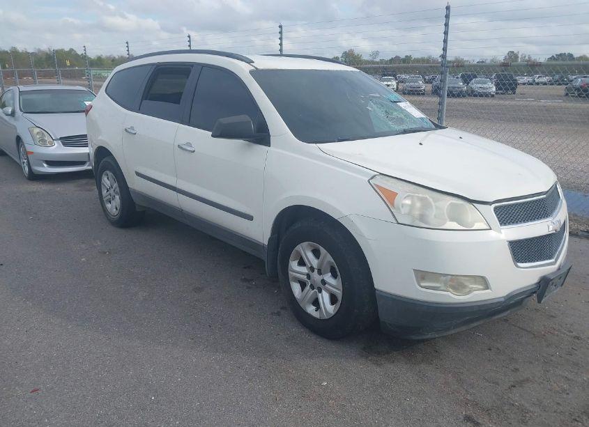 2011 Chevrolet Traverse LS (VIN 1GNKVEED5BJ281218) main photo
