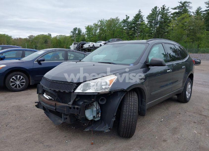 Photo 2 of 2012 Chevrolet Traverse LS (VIN 1GNKVEED7CJ306766)