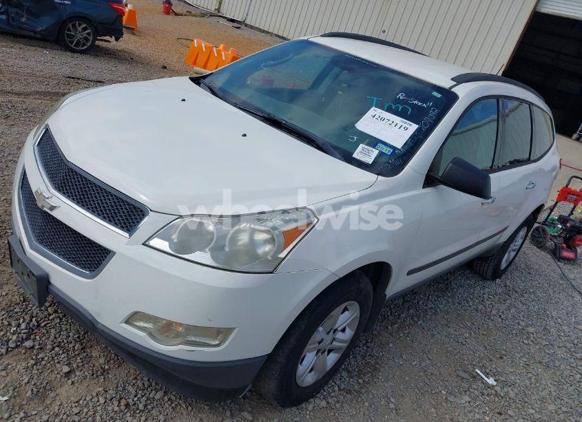 Photo 2 of 2011 Chevrolet Traverse LS (VIN 1GNKVEED9BJ280296)