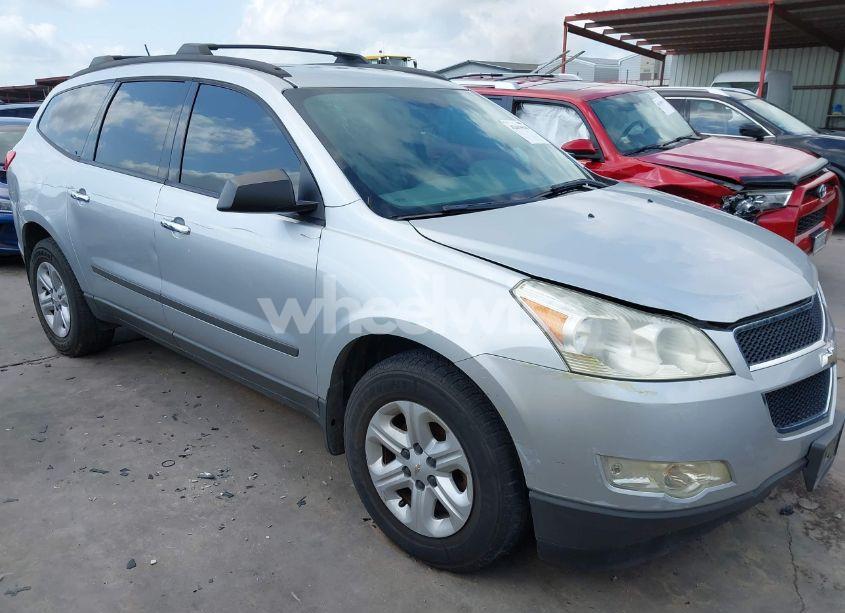 2011 Chevrolet Traverse LS (VIN 1GNKVEEDXBJ230345) main photo